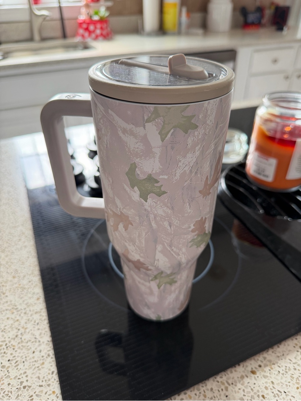 HydroJug 32oz Camo